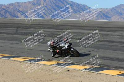 media/Mar-21-2025-CVMA Friday Practice (Fri) [[30cd4fe323]]/2-Racer 1/Session 2 (Bowl)/